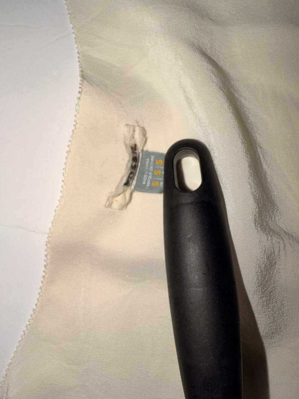 Fossil Women's Cream Textured Tank Top with Scalloped Neckline Size S - Picture 2 of 5